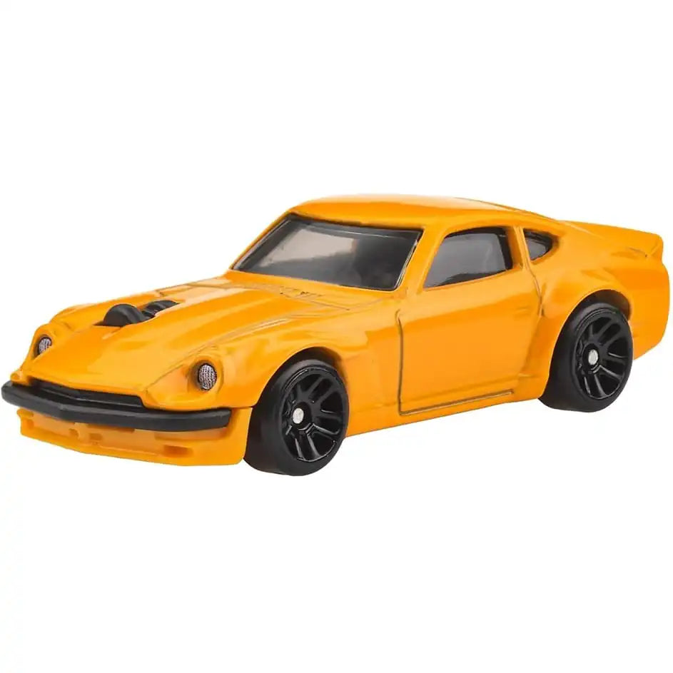 Hot Wheels 1:64 Datsun 240Z Custom in yellow with widebody design from Fast & Furious Silver Series Racing Course #3/5 JBY41 HNR88.