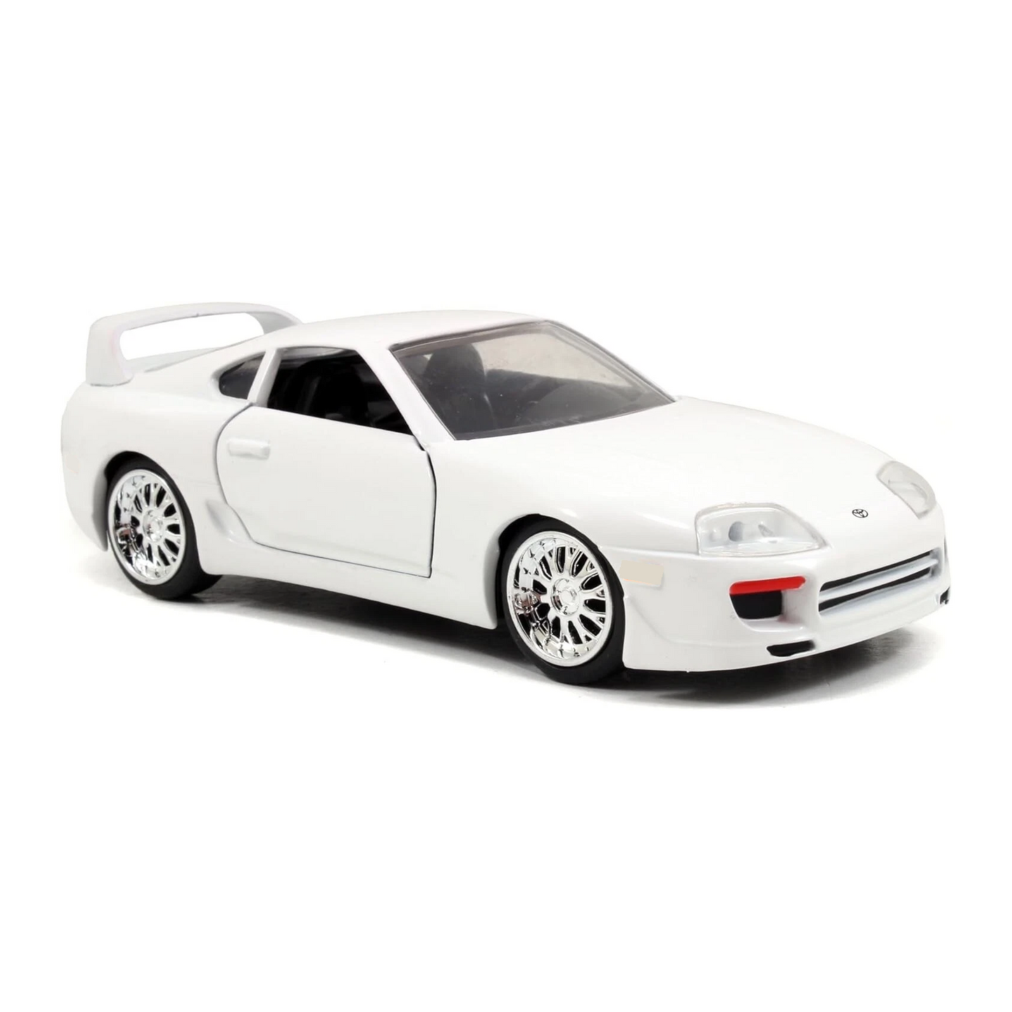 Jada Toys 1:32 die-cast model of Brian’s white 1995 Toyota Supra from Fast & Furious 7 with detailed finish.