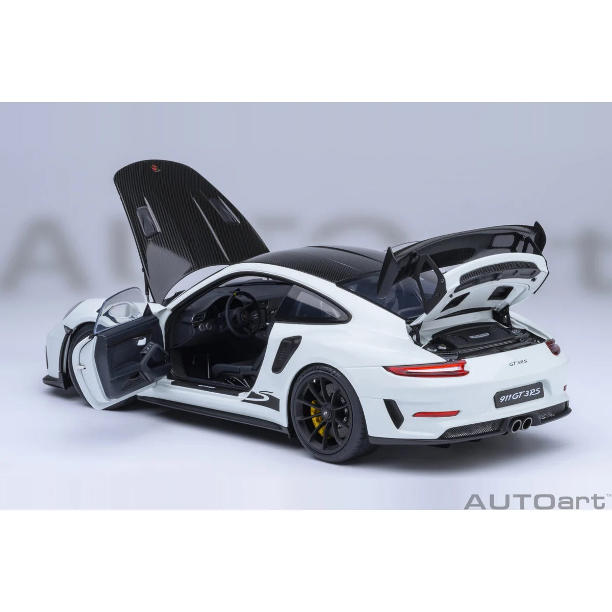 AUTOart 1:18 Porsche 911 991.2 GT3 RS Weissach Package White model car 78176