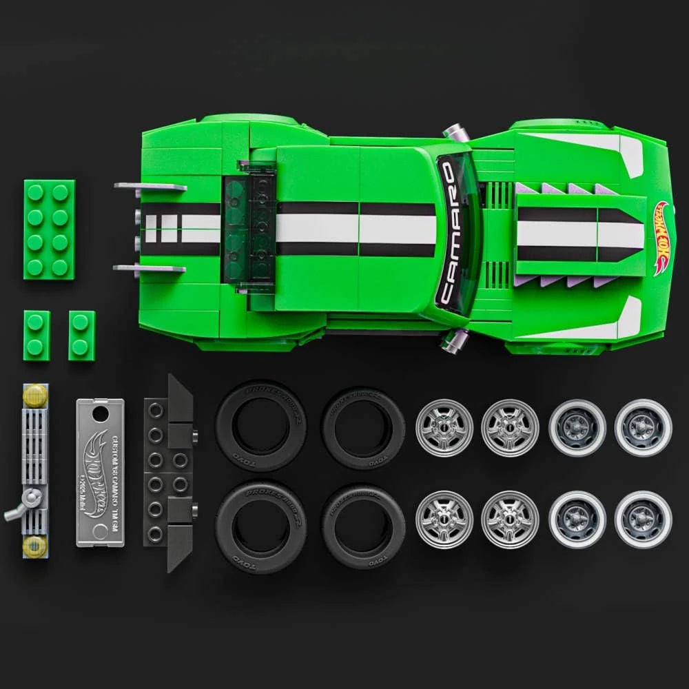 Mattel Brick Shop buildable 1:32 scale Custom ’68 Camaro set with die-cast car and customization features