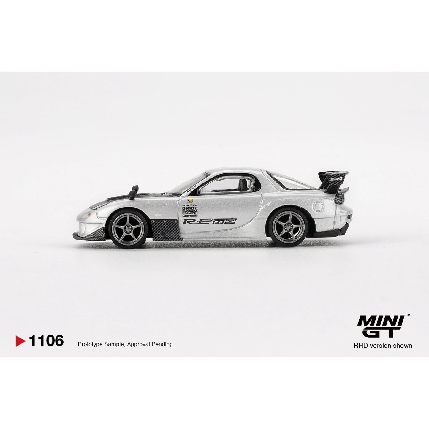 Mini GT 1:64 Mazda RX-7 RE-Amemiya Silver Metallic collectible model car #1106 MGT01106