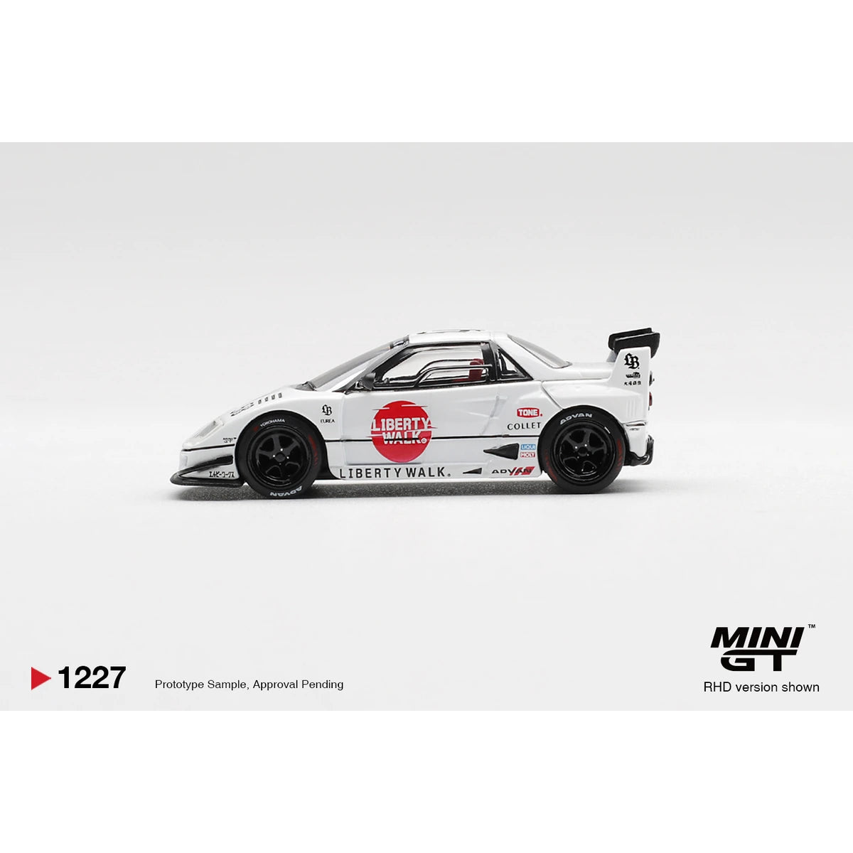 Mini GT 1:64 Mazda AZ-1 Liberty Walk LB40 LB-Hinomaru MGT01227 die-cast model