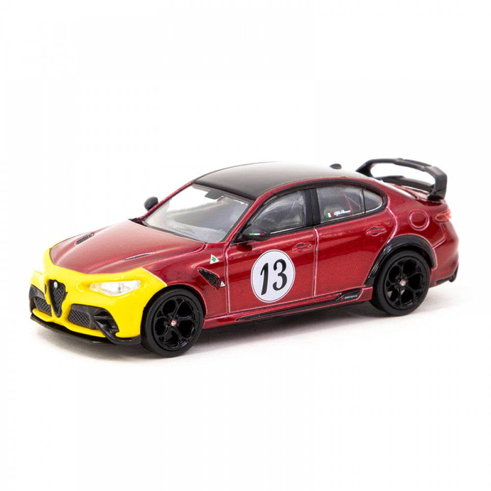 Tarmac Works 1/64 Alfa Romeo Giulia GTAm red/yellow die-cast model Mijo Exclusive GLOBAL64