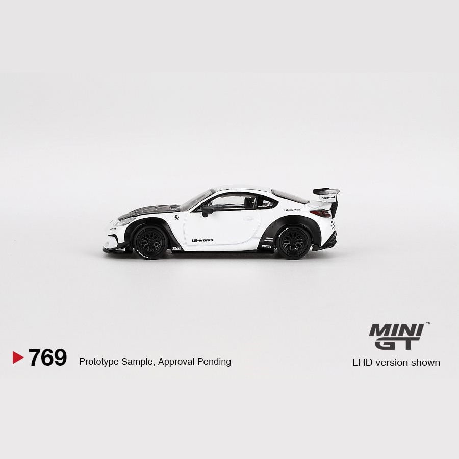 MiniGT 1:64 Toyota GR86 LB Nation White 2023 – #769 MGT00769 Die-Cast Model