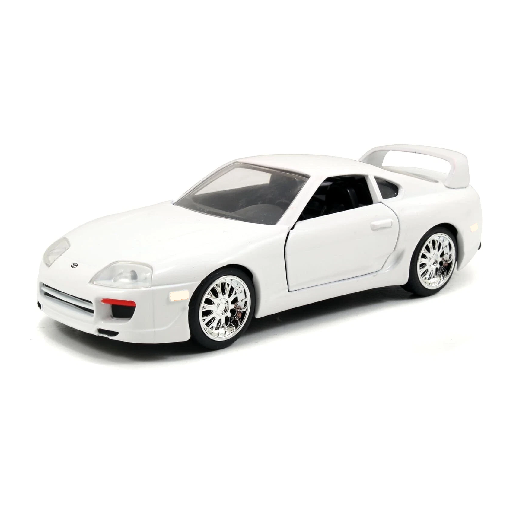 Jada Toys 1:32 die-cast model of Brian’s white 1995 Toyota Supra from Fast & Furious 7 with detailed finish.