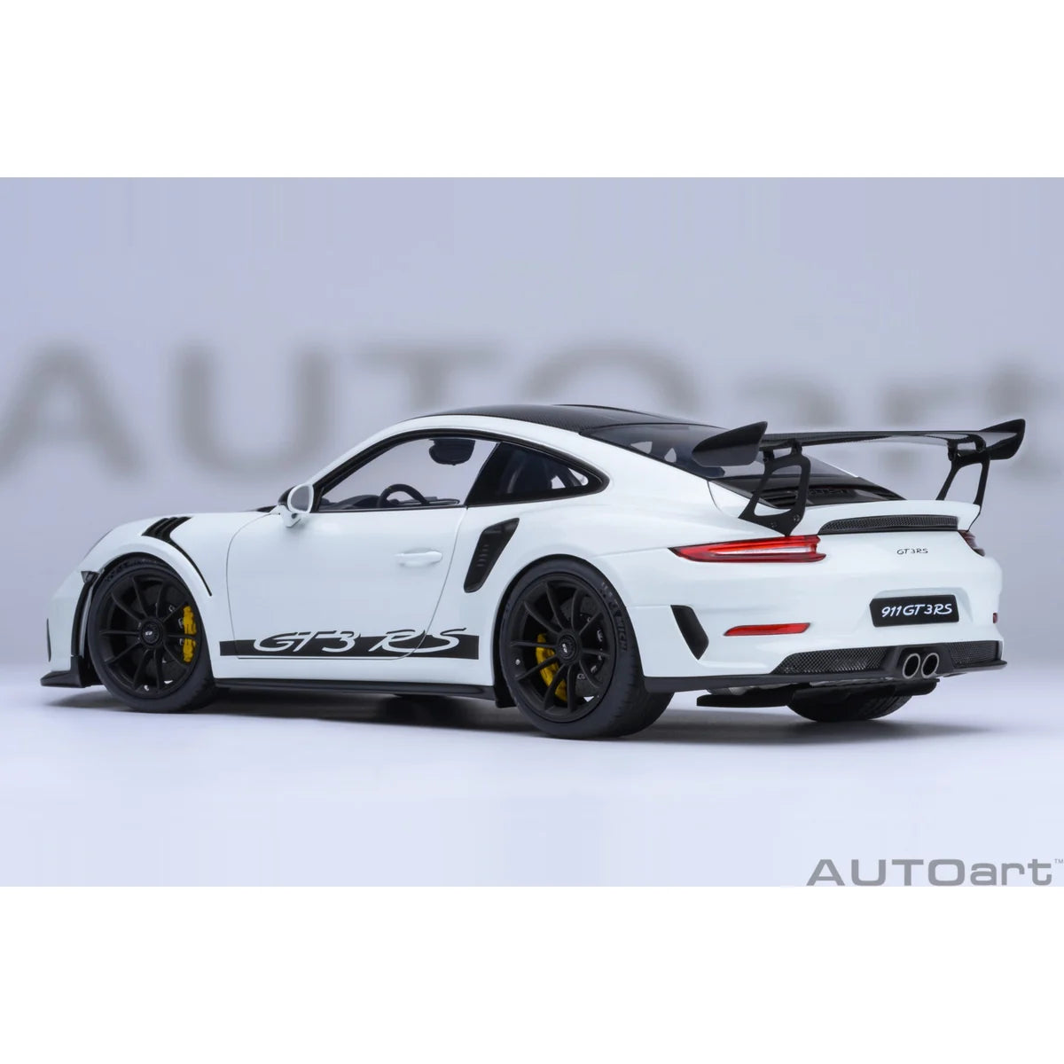 AUTOart 1:18 Porsche 911 991.2 GT3 RS Weissach Package White model car 78176