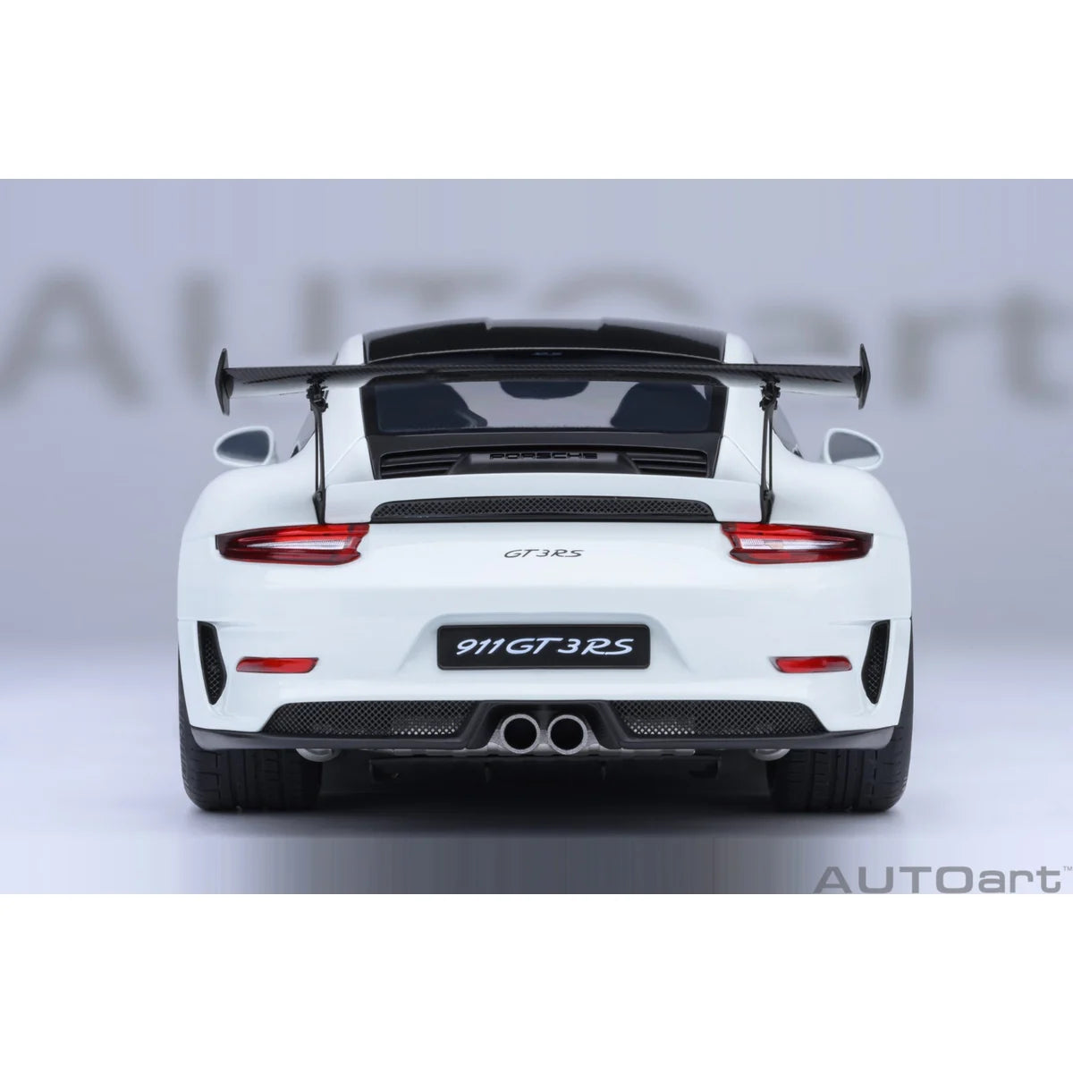 AUTOart 1:18 Porsche 911 991.2 GT3 RS Weissach Package White model car 78176