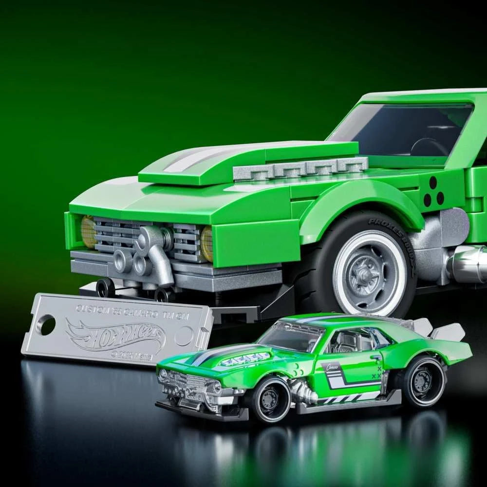 Mattel Brick Shop buildable 1:32 scale Custom ’68 Camaro set with die-cast car and customization features