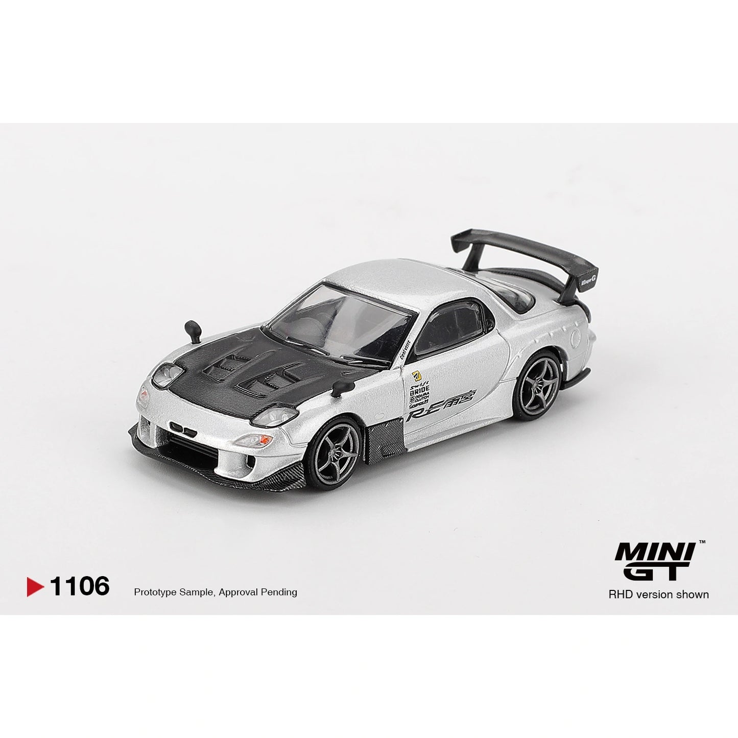 Mini GT 1:64 Mazda RX-7 RE-Amemiya Silver Metallic collectible model car #1106 MGT01106