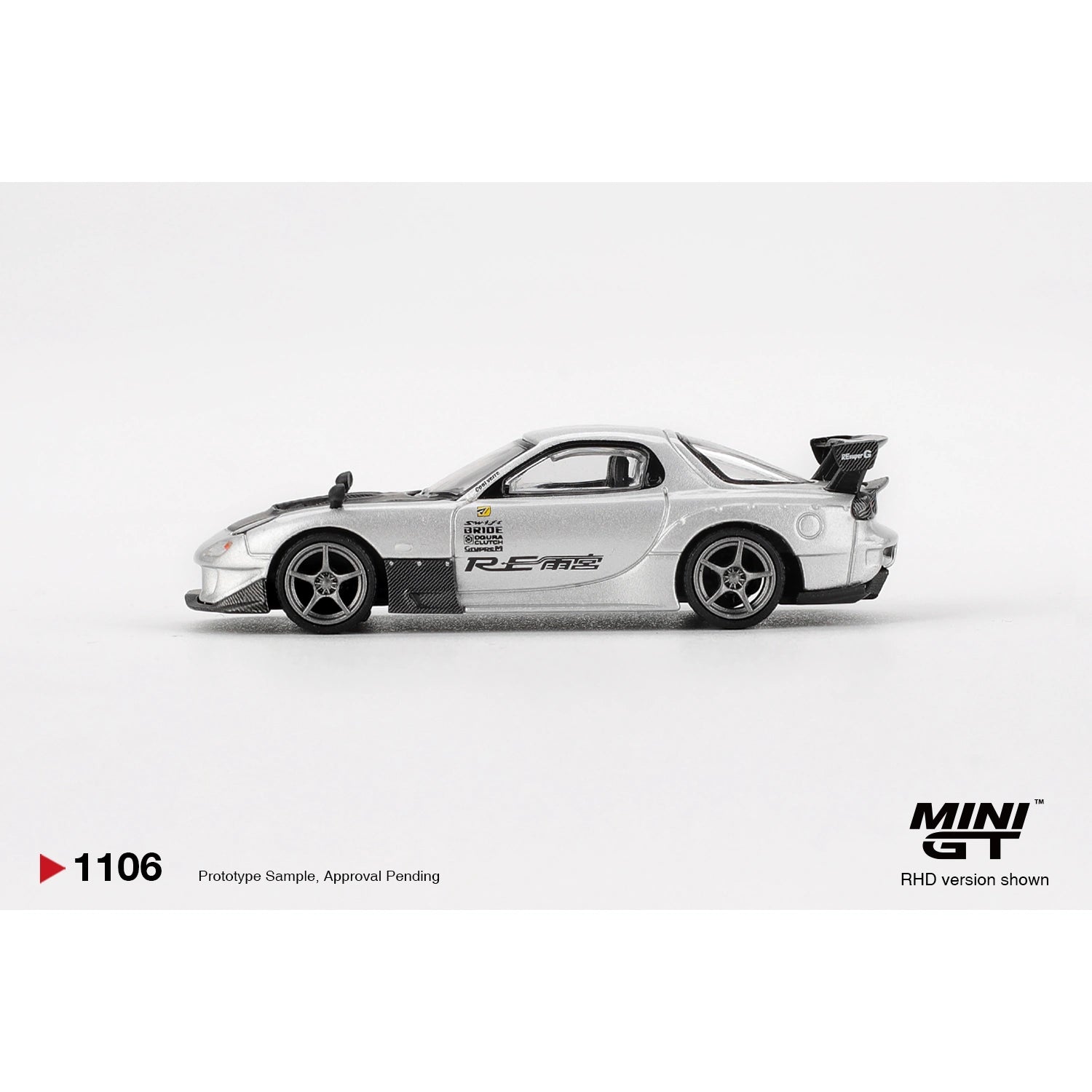Mini GT 1:64 Mazda RX-7 RE-Amemiya Silver Metallic collectible model car #1106 MGT01106