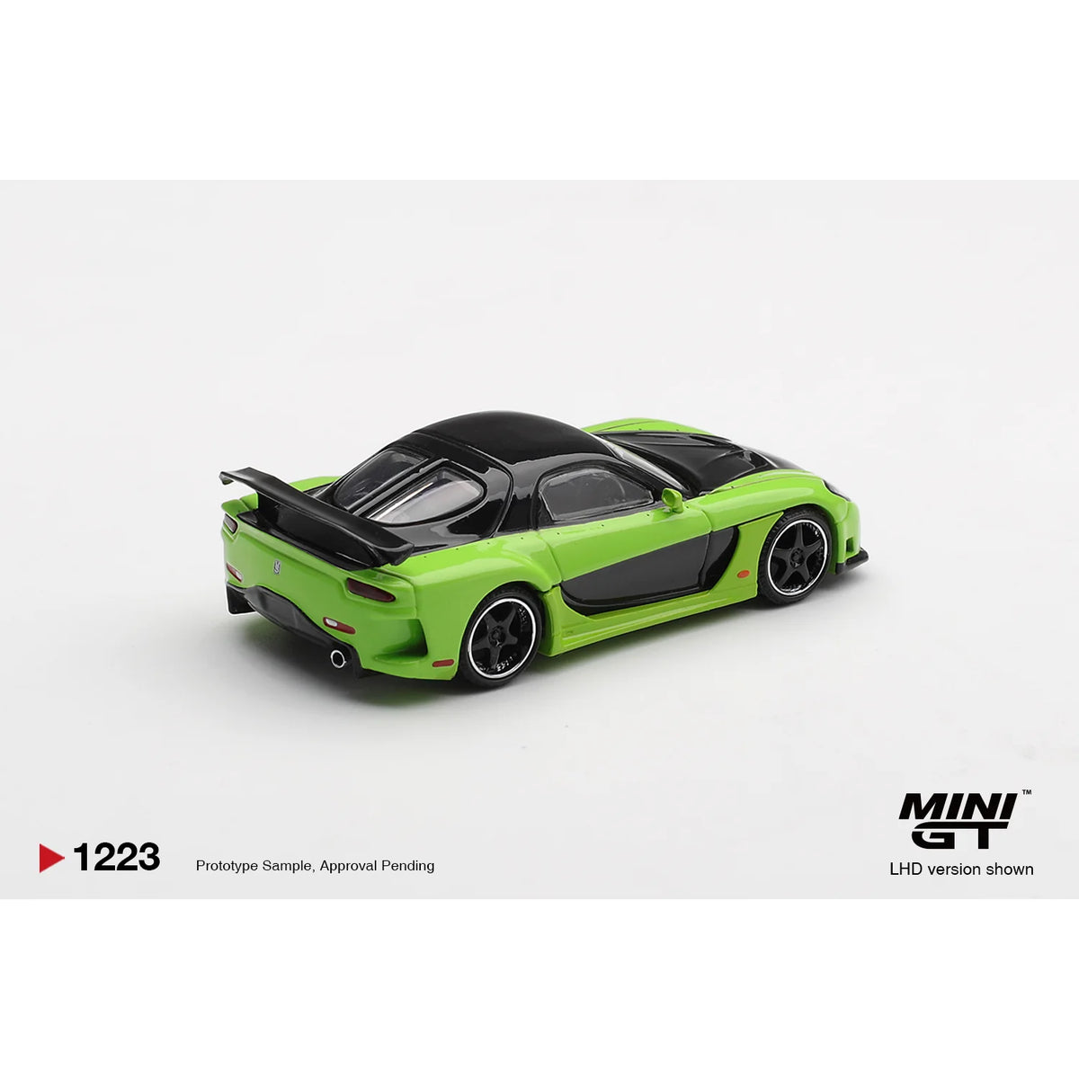 Mini GT 1:64 Mazda RX-7 VeilSide Fortune7 in Green MGT01223 die-cast model.