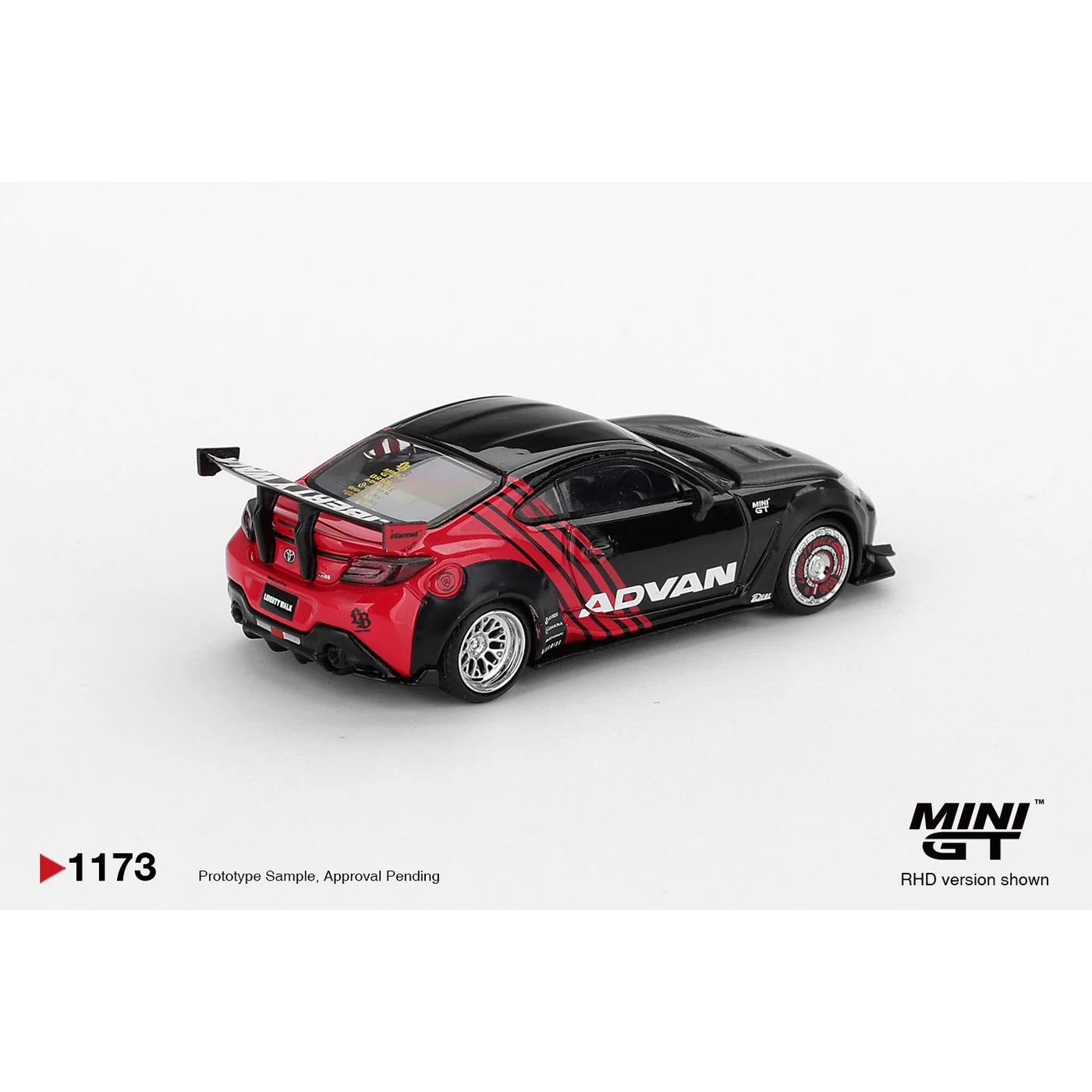 MINI GT 1:64 Toyota GR86 LB Nation Advan die-cast model.