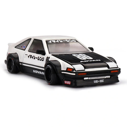 Kaido House x MiniGT 1:64 Toyota Sprinter Trueno die-cast car in Kaido Street V1 Advan livery.