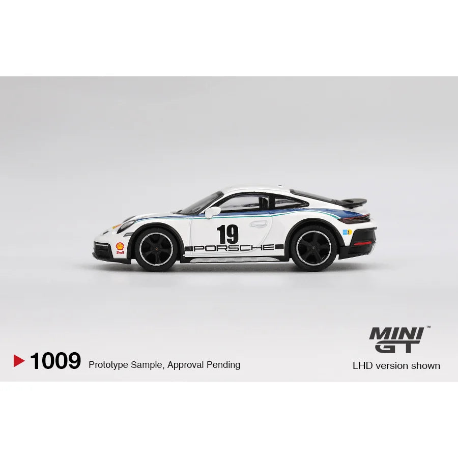 Mini GT 1:64 Porsche 911 Dakar Rally 1974 White #1009 MGT01009