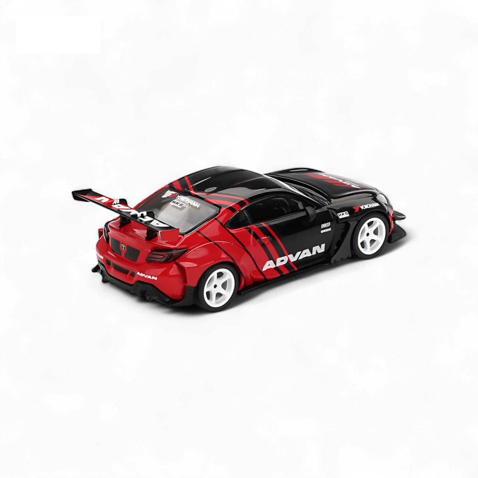 MiniGT 1:64 Toyota GR86 HKS TYPE R ADVAN – 2022 Tokyo Auto Salon die-cast model with wide-body kit and ADVAN livery.